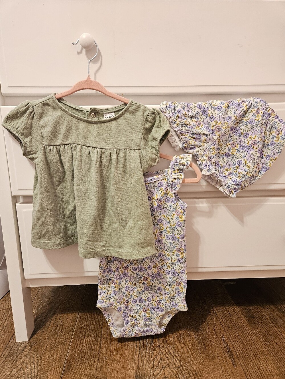 Carter's 3pc Green Floral Set- Size 18m